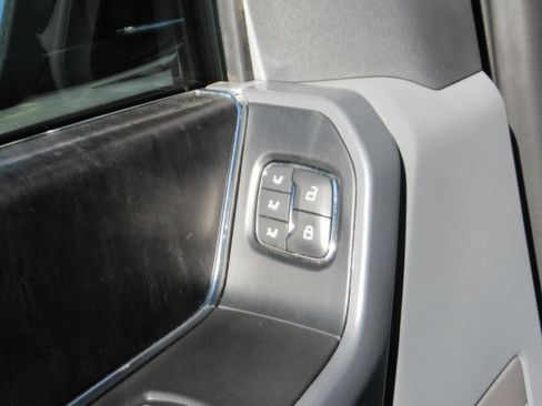 Used 2022 Ford F150 Lariat w/ Equipment Group 502A High image 34