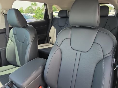 New 2026 Kia Sorento EX FWD image 22