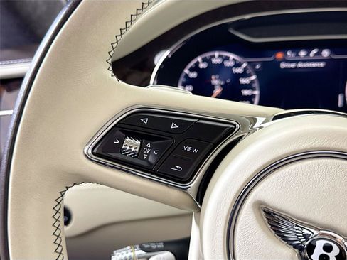 Used 2022 Bentley Continental GT AWD/4WD image 25