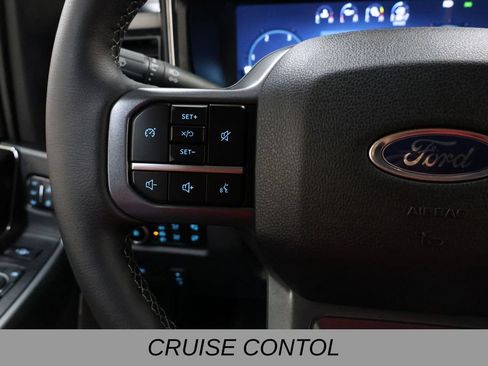 Used 2026 Ford F350 Lariat w/ FX4 Off-Road Package AWD/4WD image 38