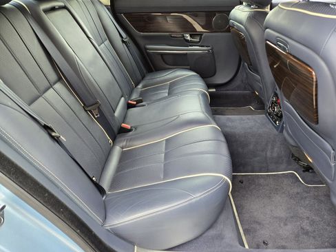 Used 2011 Jaguar XJ L image 12