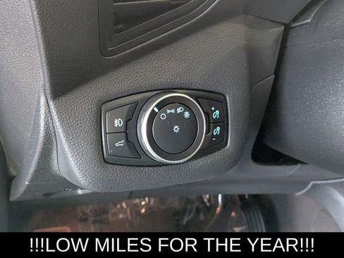 Used 2017 Ford Escape SE FWD image 15