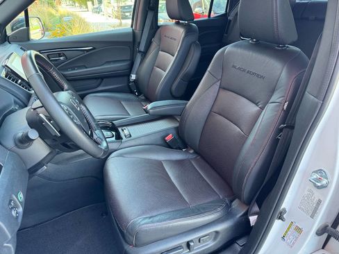Used 2023 Honda Ridgeline Black Edition image 14