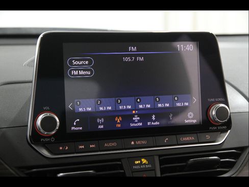 Used 2023 Nissan Altima 2.5 SV FWD image 10