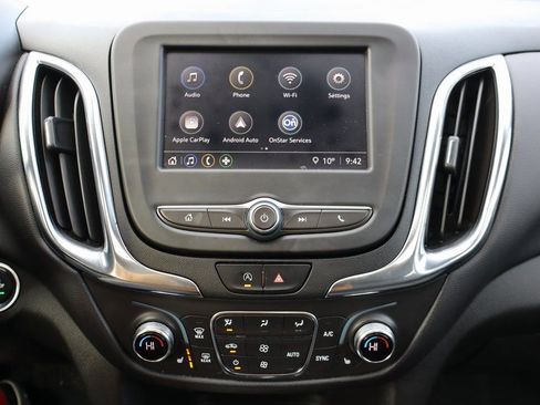 Used 2022 Chevrolet Equinox LT AWD/4WD image 11