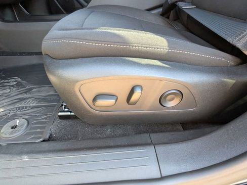 New 2026 Chevrolet Equinox EV LT image 11