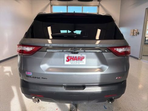 Used 2021 Chevrolet Traverse RS image 7