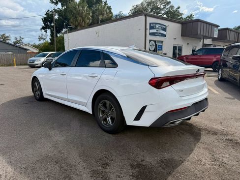 Used 2021 Kia K5 LX FWD image 3