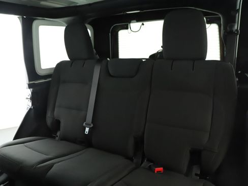 Used 2021 Jeep Wrangler Unlimited Sport AWD/4WD image 5