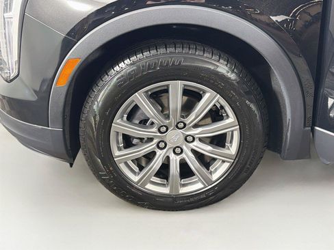 Used 2020 Cadillac XT4 Premium Luxury w/ Cold Weather Package AWD/4WD image 33