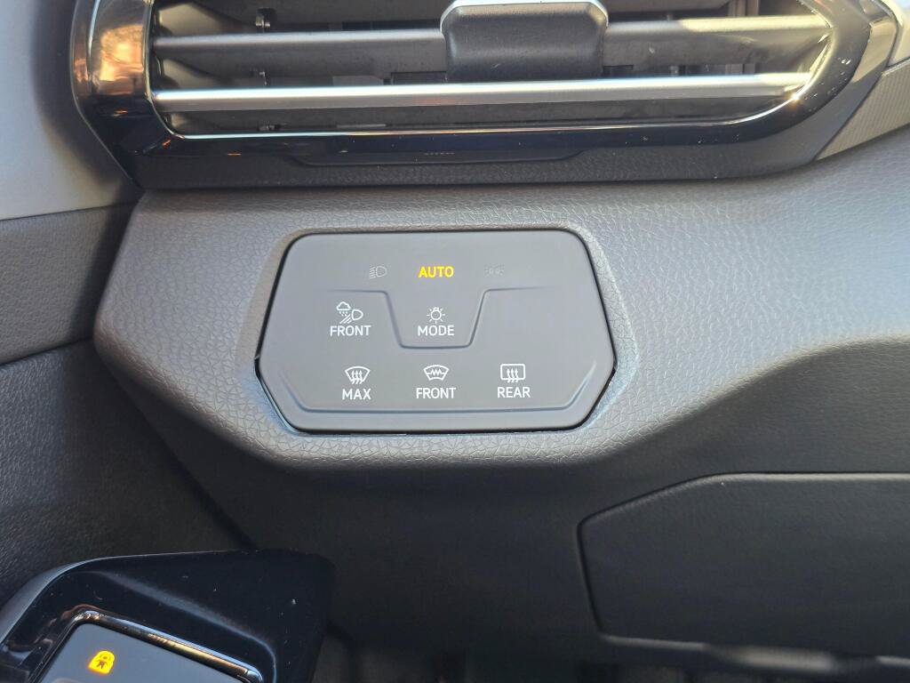 Used 2023 Volkswagen ID.4 Pro S AWD/4WD image 30