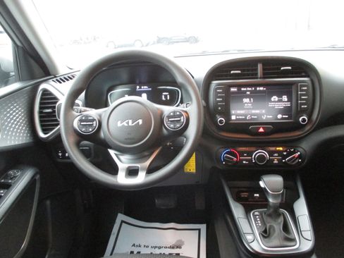 Used 2024 Kia Soul LX w/ Option Group 015 image 12