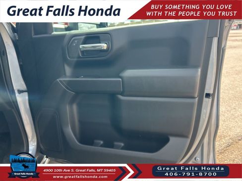 Used 2019 GMC Sierra 1500 4x4 Crew Cab w/ Convenience Package image 27