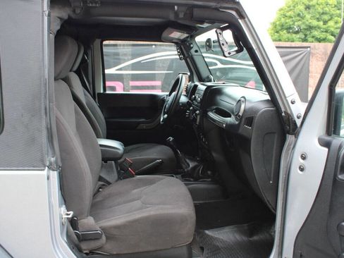 Used 2014 Jeep Wrangler Sport image 13