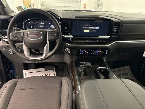 New 2026 GMC Sierra 1500 Elevation AWD/4WD image 13