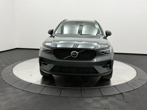 New 2026 Volvo XC40 B5 Plus w/ Climate Package AWD/4WD image 2