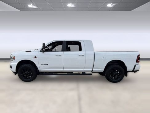 Used 2021 RAM 3500 Big Horn w/ Level 2 Equipment Group image 2