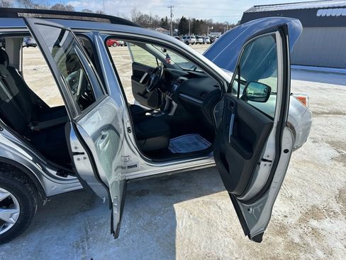Used 2014 Subaru Forester 2.5i Premium image 12