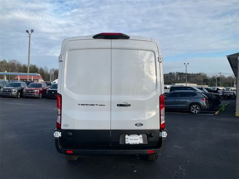New 2026 Ford Transit 250 148 Medium Roof image 6