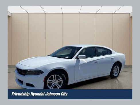 Used 2022 Dodge Charger SXT RWD image 1