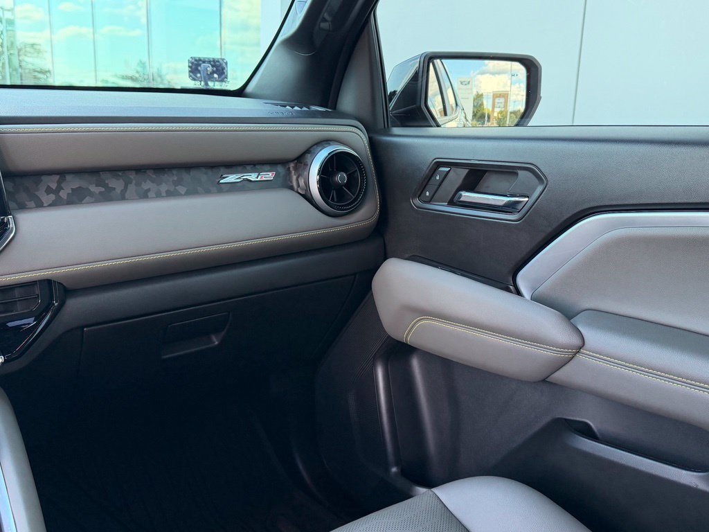 Used 2023 Chevrolet Colorado ZR2 w/ Desert Boss Special Edition AWD/4WD image 27