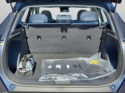 New 2026 Hyundai Kona SE image 8