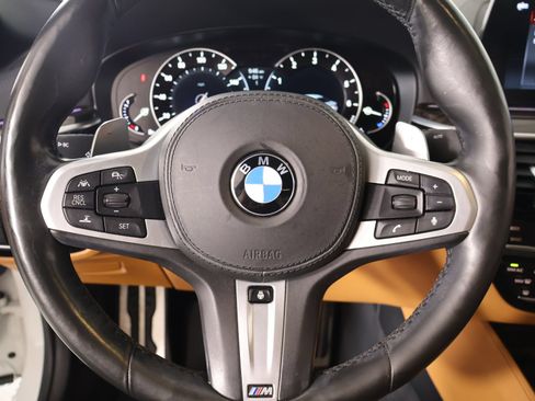 Used 2018 BMW 540i xDrive AWD/4WD image 3