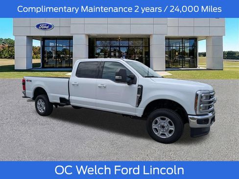 New 2026 Ford F250 XLT w/ XLT Premium Package AWD/4WD image 1