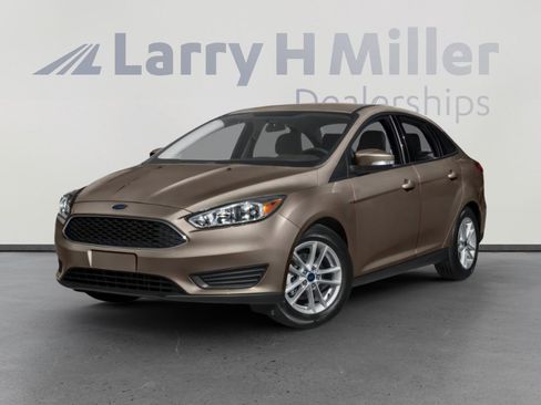 Used 2018 Ford Focus S FWD image 1