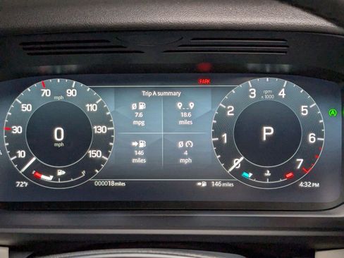 New 2025 Land Rover Discovery S image 11