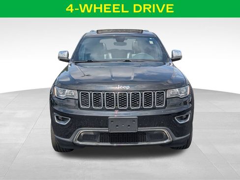 Used 2017 Jeep Grand Cherokee Limited AWD/4WD image 3
