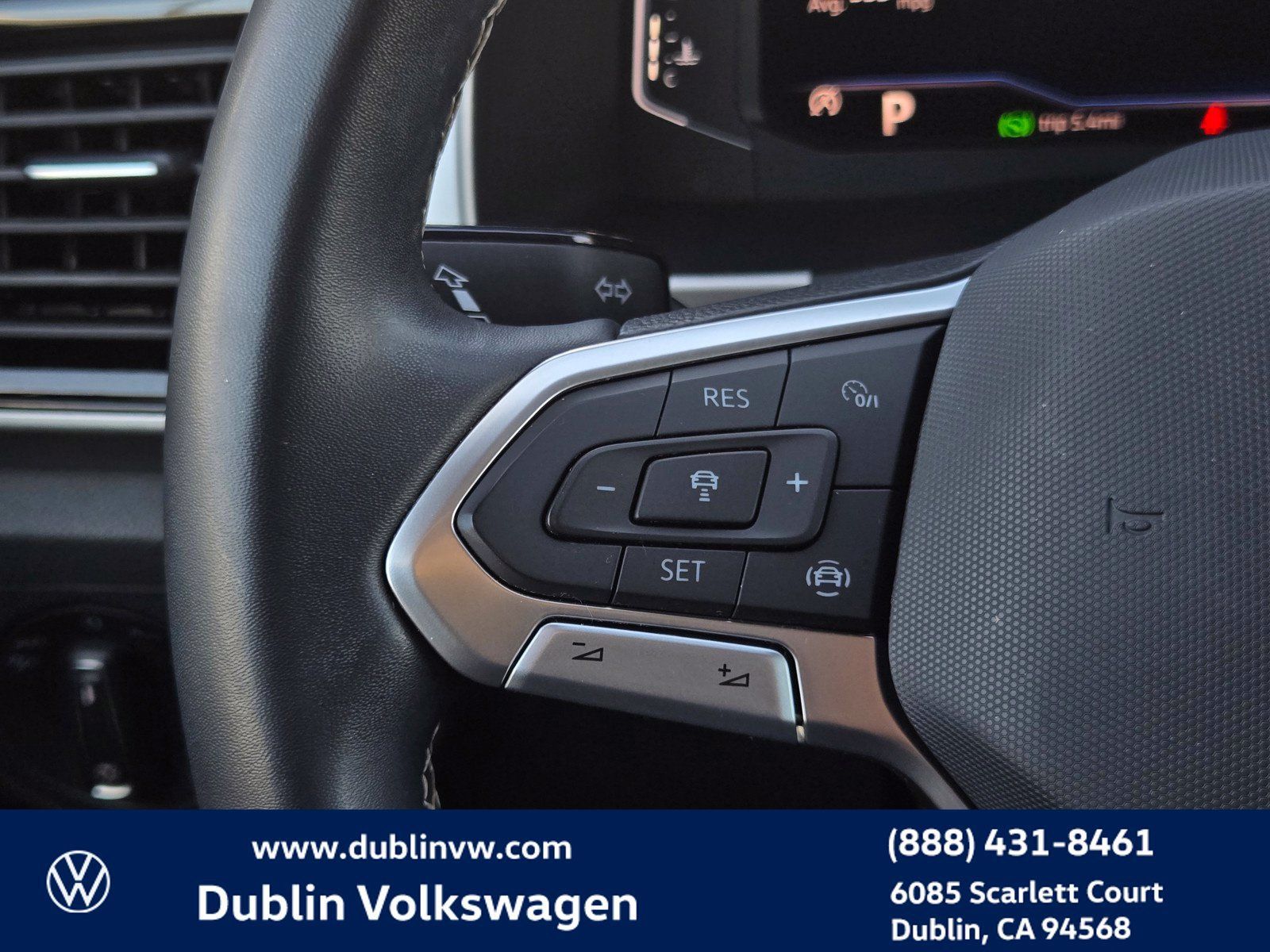 Certified 2023 Volkswagen Atlas Cross Sport SE w/ Black Wheel Package FWD image 21