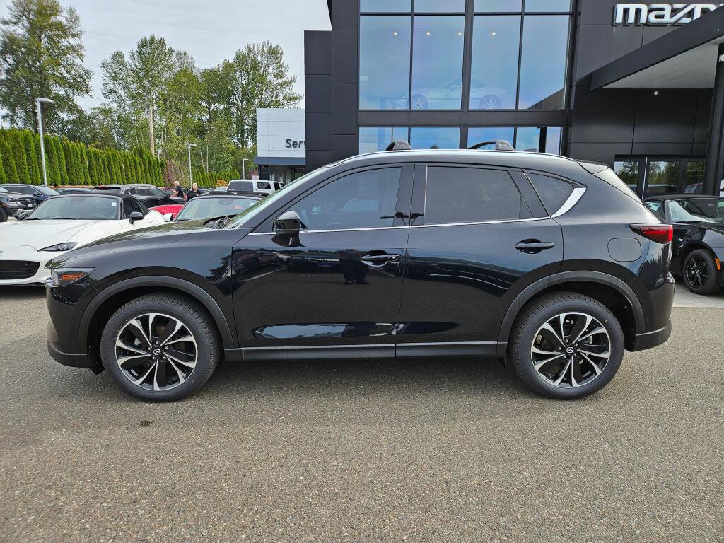 Used 2023 MAZDA CX-5 AWD 2.5 S w/ Premium Plus Pkg image 2