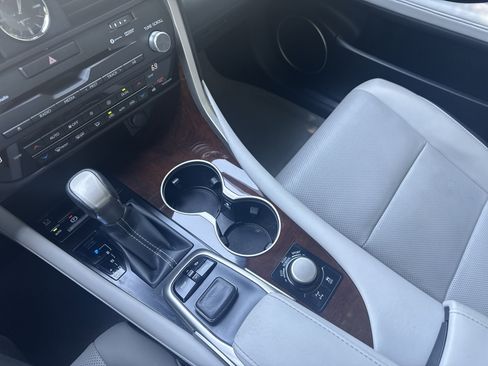 Used 2019 Lexus RX 350 AWD w/ Navigation Package image 18