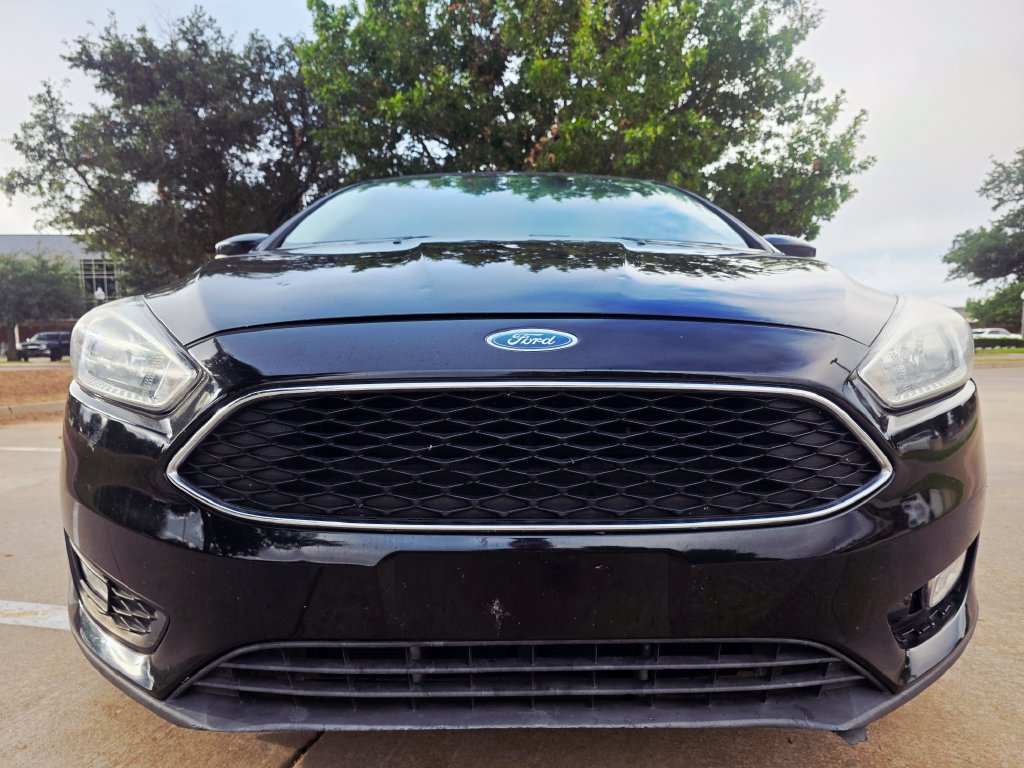 Used 2015 Ford Focus SE w/ SE Sport Package FWD image 27