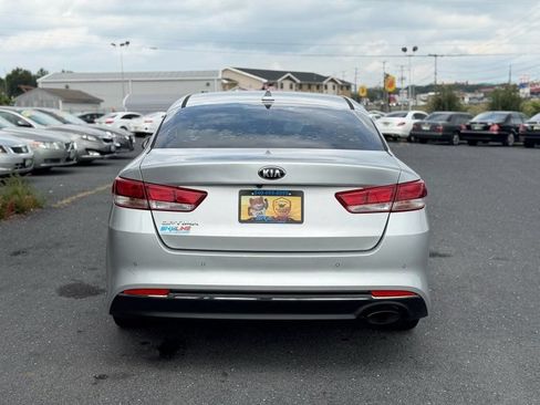 Used 2018 Kia Optima LX w/ Convenience Package FWD image 6