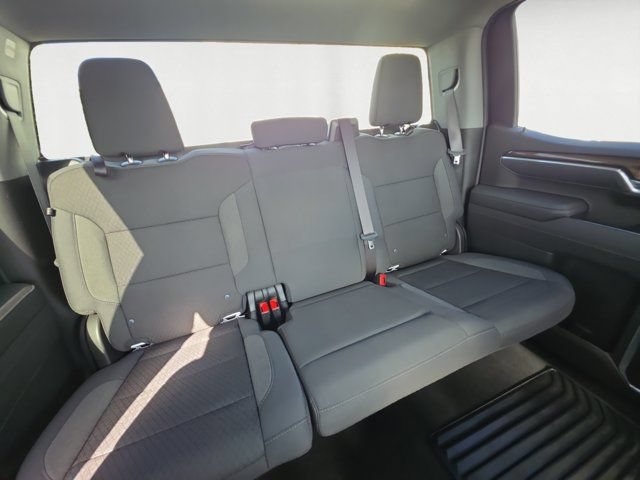 Certified 2026 Chevrolet Silverado 1500 LT RWD image 18