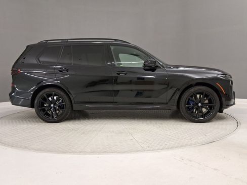 Certified 2023 BMW X7 xDrive40i w/ M Sport Package AWD/4WD image 6