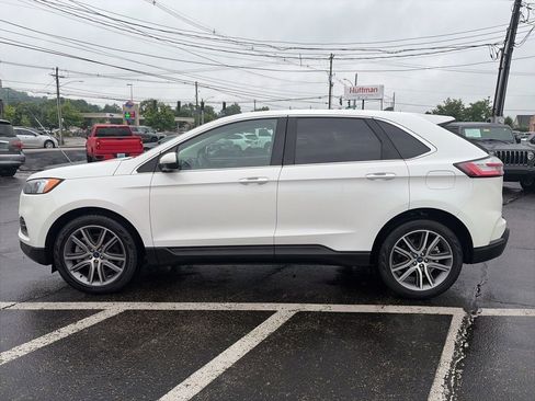 Used 2022 Ford Edge Titanium AWD/4WD image 4