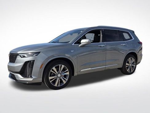 Used 2024 Cadillac XT6 Premium Luxury FWD image 5