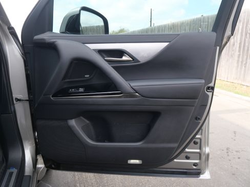 Used 2023 Lexus LX 600 F Sport image 14