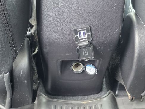 Used 2018 Toyota RAV4 XLE FWD image 17