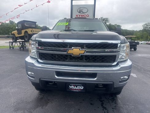 Used 2012 Chevrolet Silverado 2500 LT w/ Interior Plus Package AWD/4WD image 6