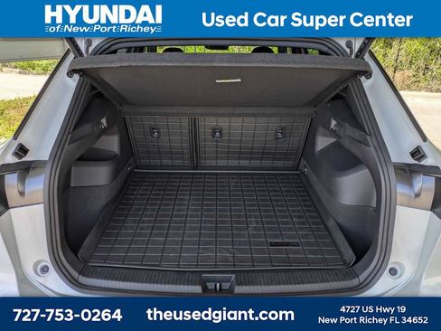 Used 2025 Volkswagen Tiguan SEL R-Line AWD/4WD image 12