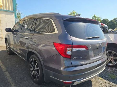 Used 2022 Honda Pilot Touring image 2
