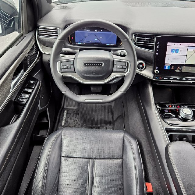 Used 2024 Jeep Wagoneer Series II AWD/4WD image 26