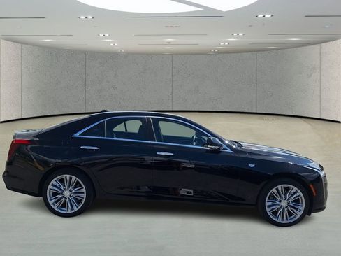 Used 2025 Cadillac CT4 Premium Luxury RWD image 6
