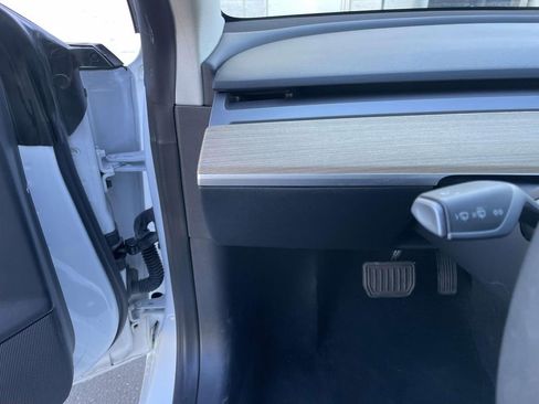 Used 2022 Tesla Model 3 Long Range image 31