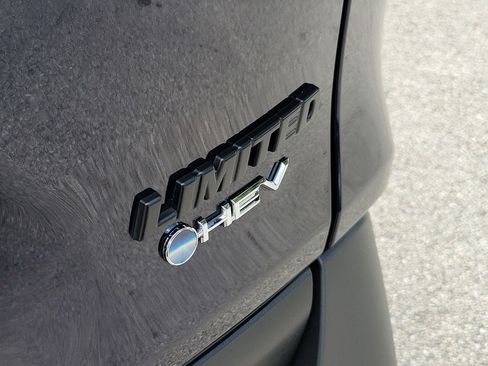 Used 2025 Toyota RAV4 Limited AWD/4WD image 7