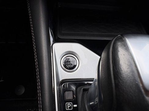 Used 2024 Nissan Altima 2.5 SV w/ SV Premium Package FWD image 30